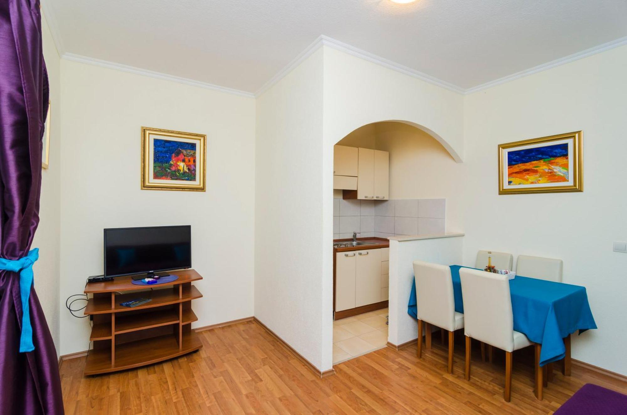 Apartments Dora Mljet Kozarica Bilik gambar